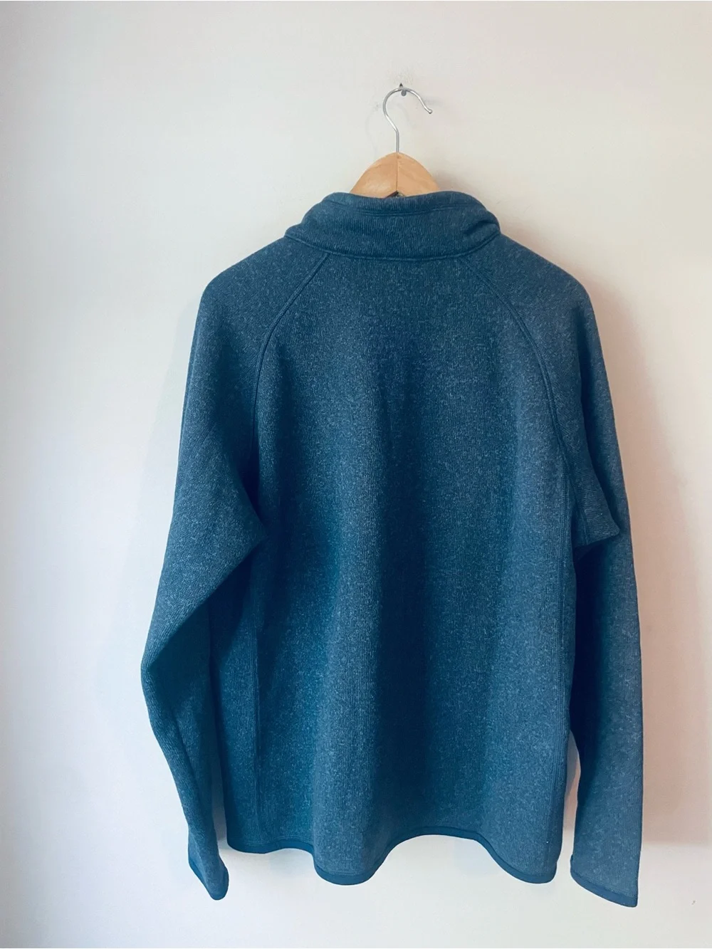 Patagonia Men's Navy Better Sweater Fleece Pullover - Picture 7 of 8